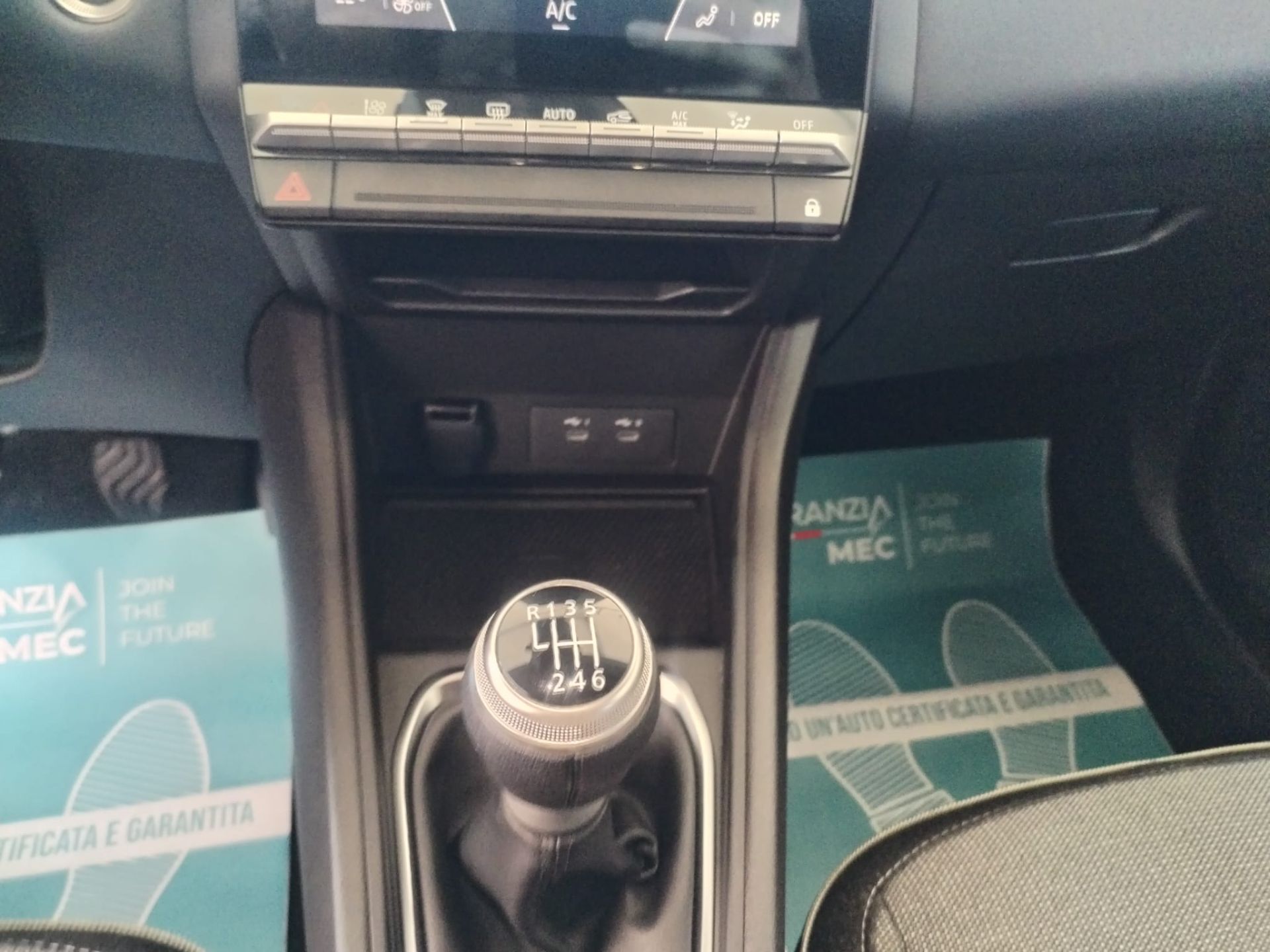 Renault Captur TCe 90 CV Techno