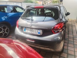 Peugeot 208 BlueHDi 100 S&S 5p. Active
