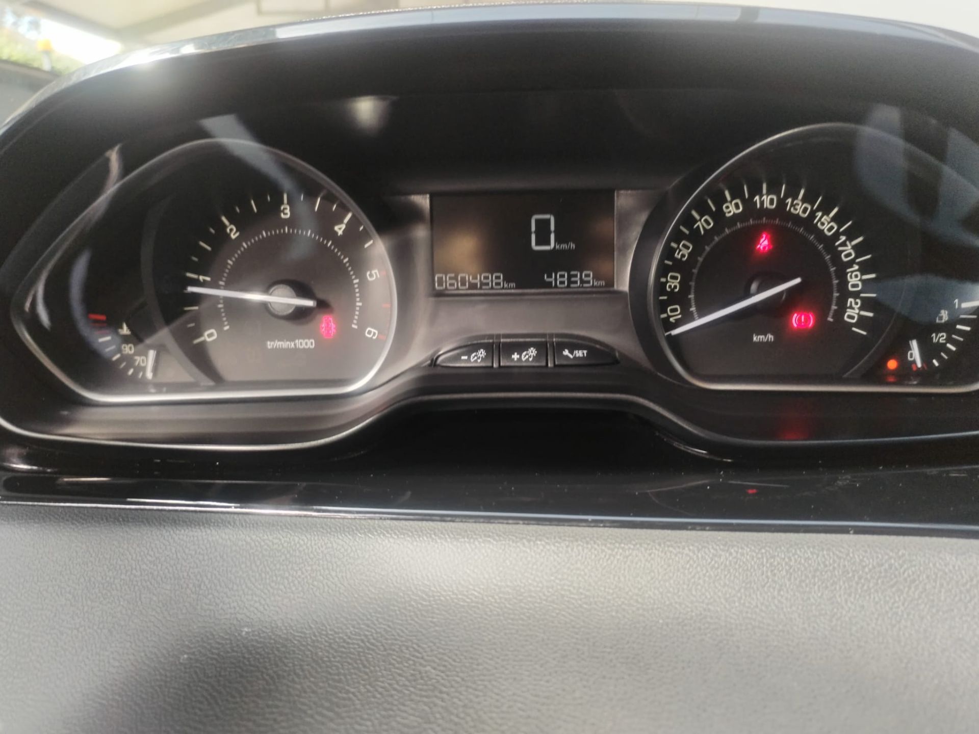 Peugeot 208 BlueHDi 100 S&S 5p. Active