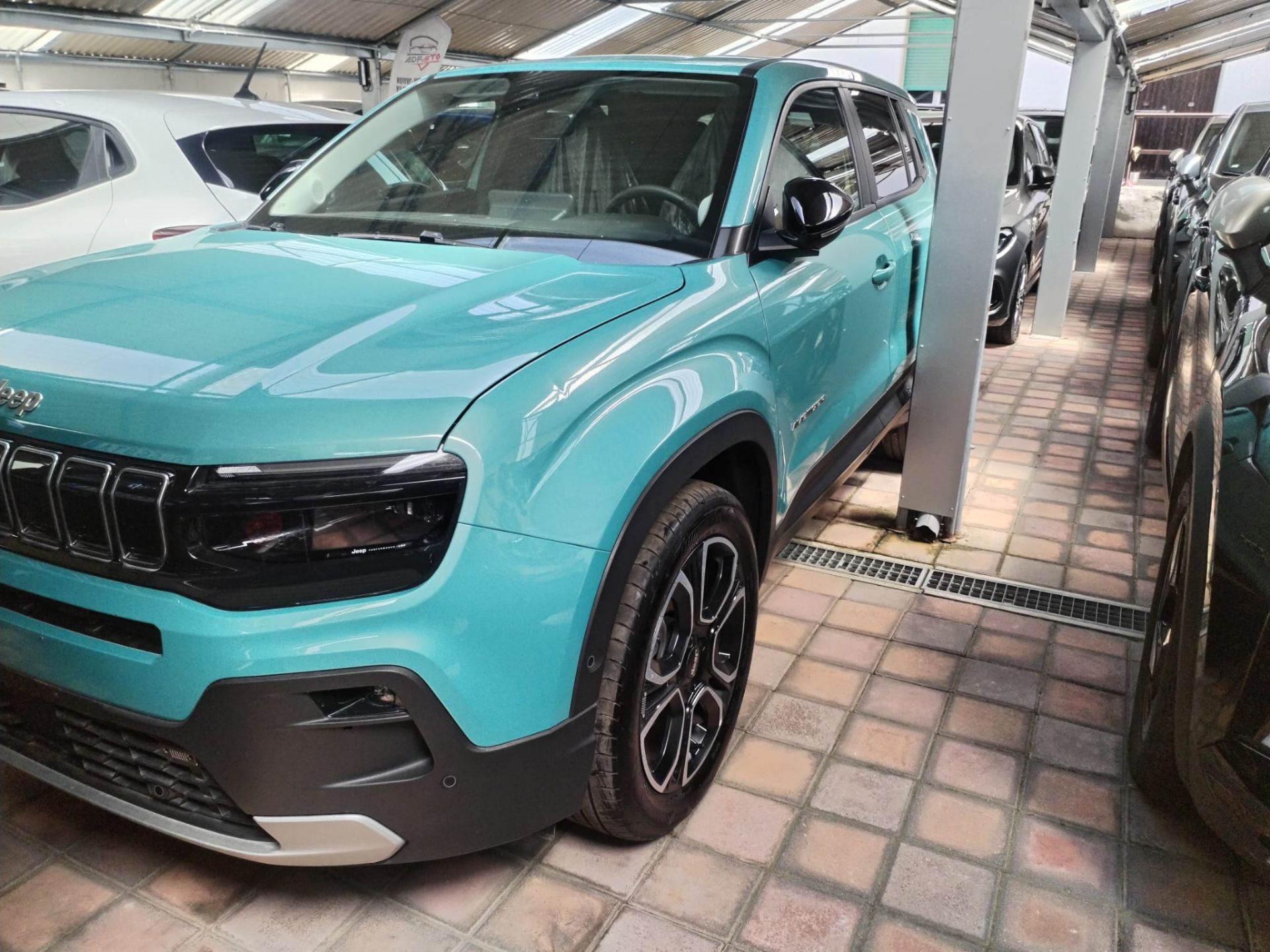 Jeep Avenger 1.2 Turbo 100 CV Summit
