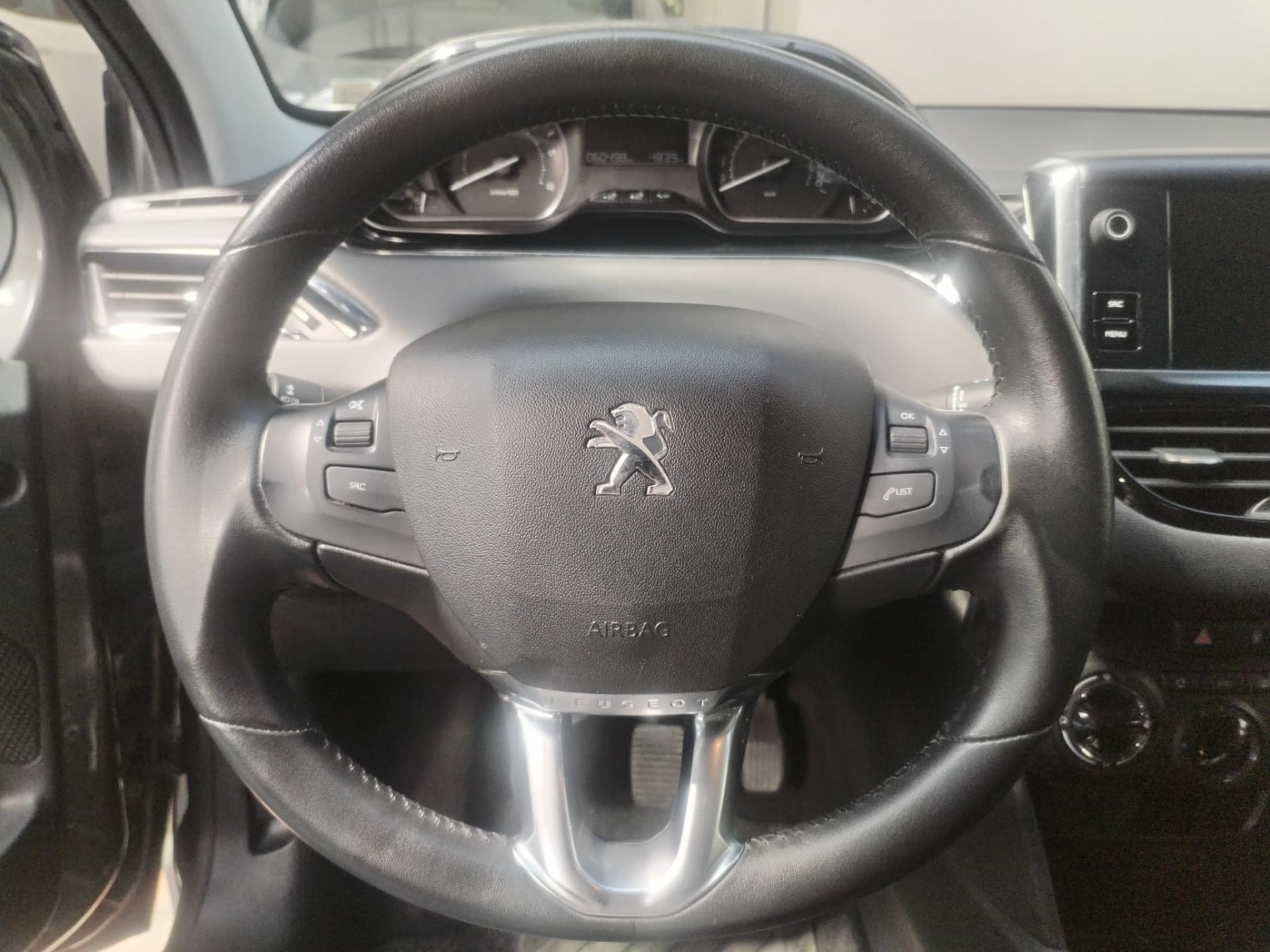 Peugeot 208 BlueHDi 100 S&S 5p. Active