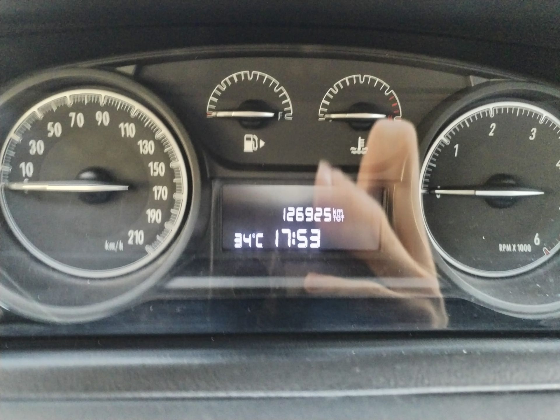 Lancia Ypsilon