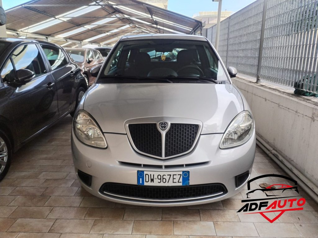 Lancia Ypsilon 1.2 Oro