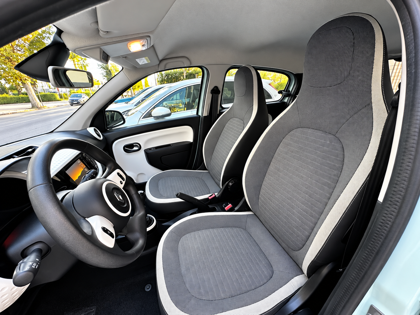 Renault Twingo SCe 65 CV Equilibre ziendale