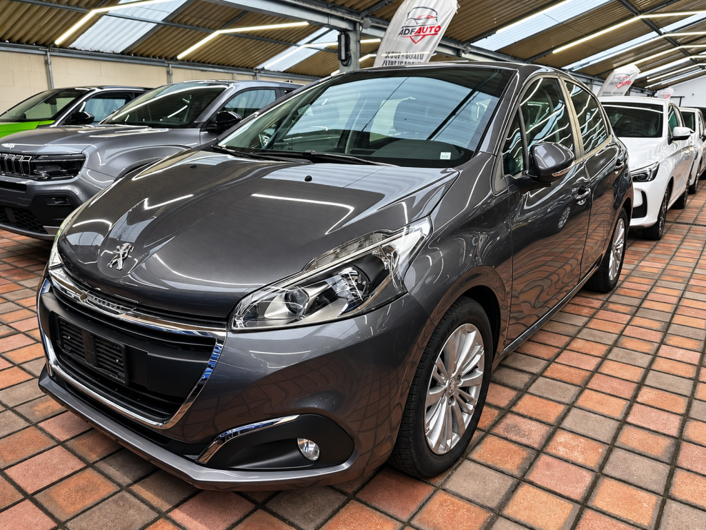Peugeot 208 BlueHDi 100 S&S 5p. Active
